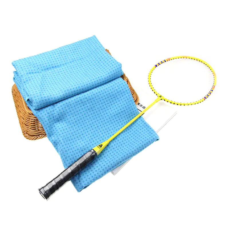 Paano nakakaapekto ang kaginhawaan at pagganap ang kapal ng isang yoga mat towel?