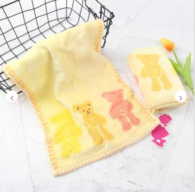 Bakit ang disenyo ng gilid at pagganap ng pagsipsip ng tubig ng cotton jacquard face towel para sa mga bata ay napakahusay?